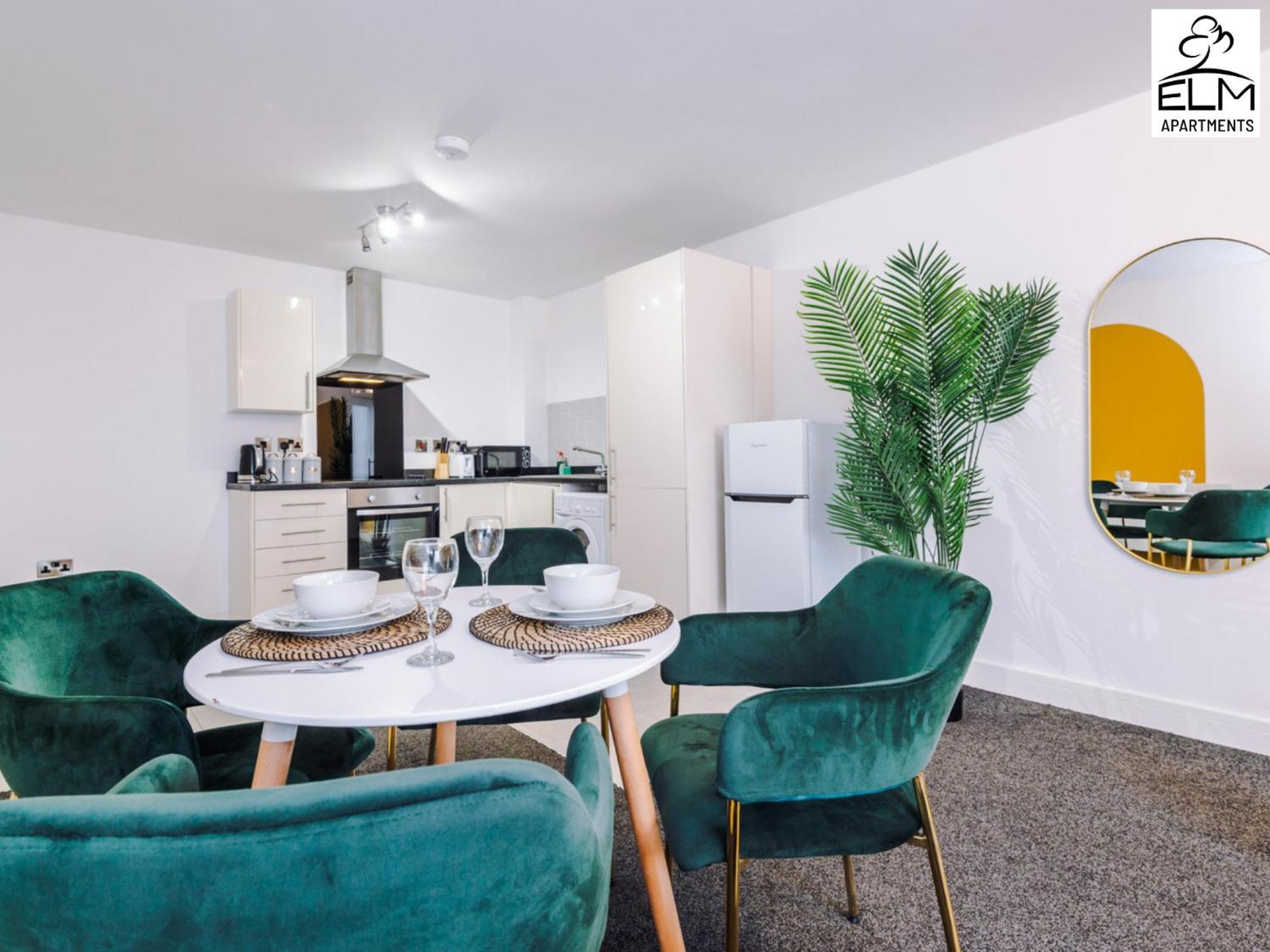 Elm Aparthotel , Collection Of Apartments Available Near Media City , Free Parking Manchester Eksteriør billede