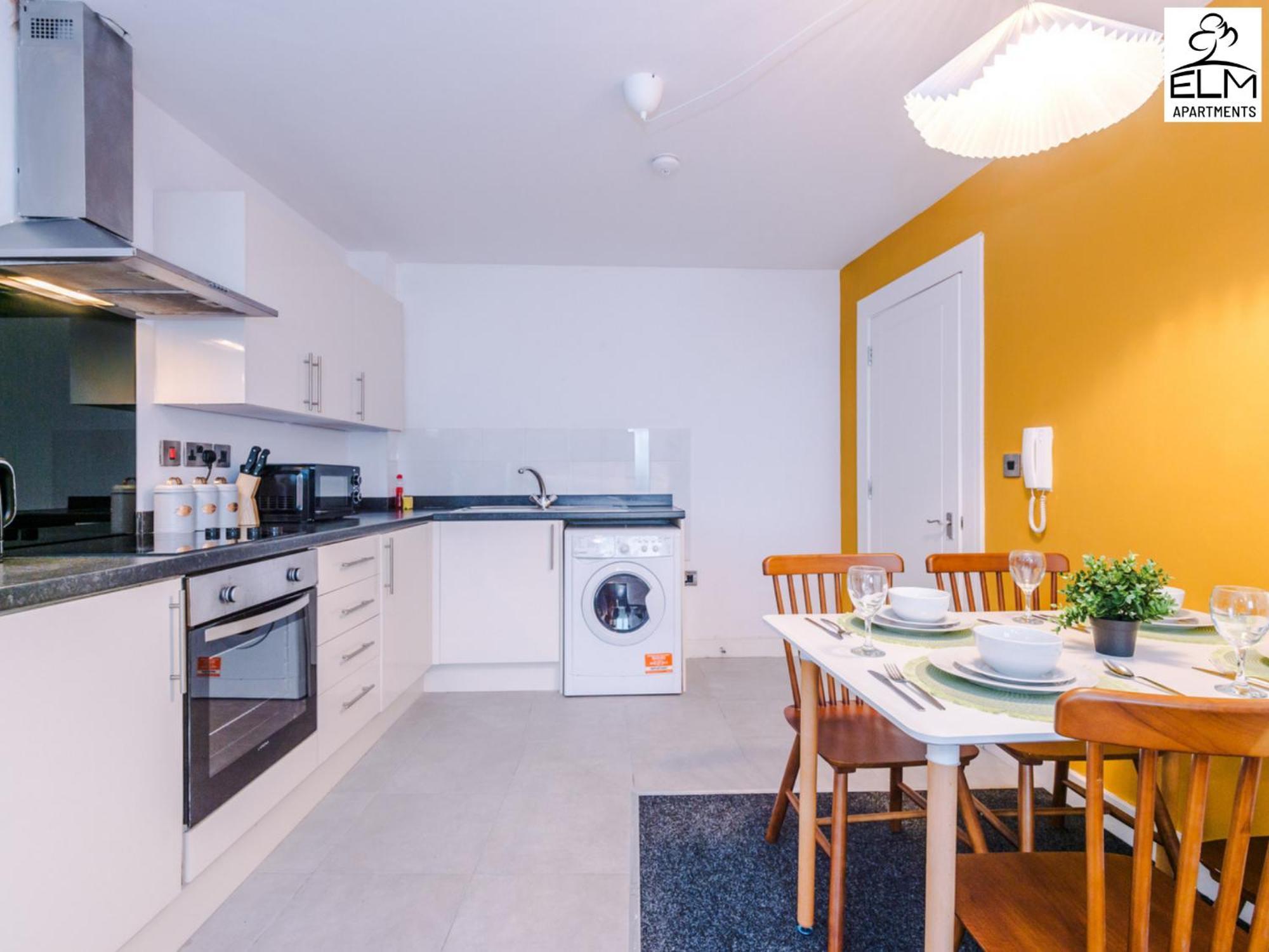 Elm Aparthotel , Collection Of Apartments Available Near Media City , Free Parking Manchester Eksteriør billede