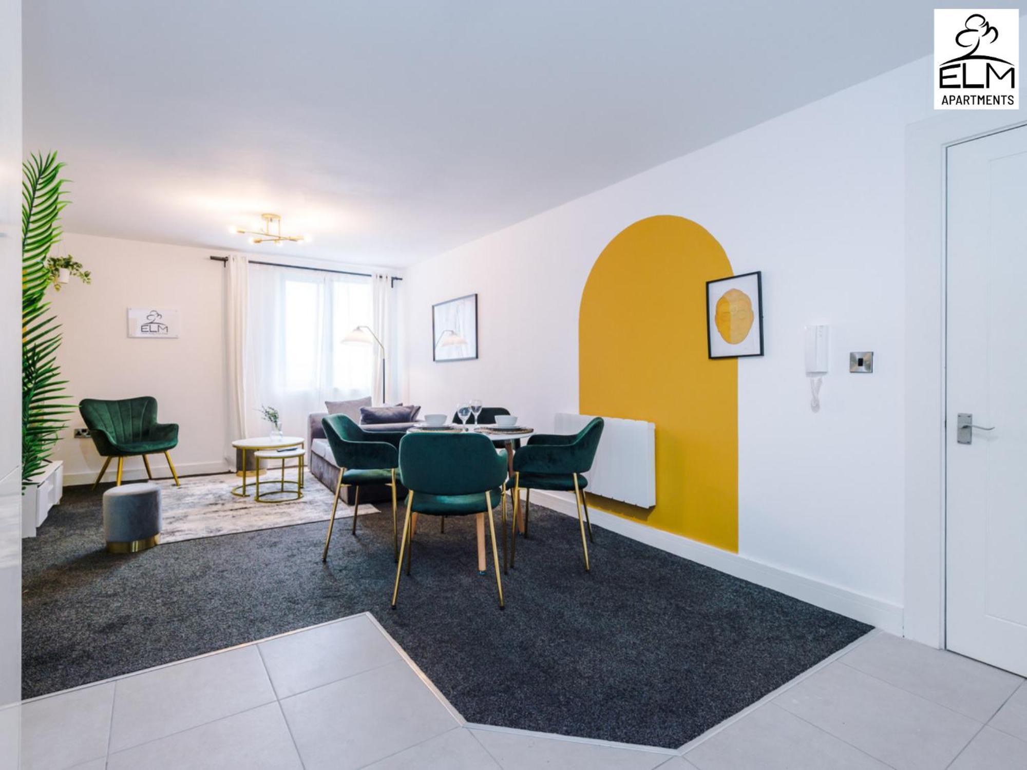 Elm Aparthotel , Collection Of Apartments Available Near Media City , Free Parking Manchester Eksteriør billede